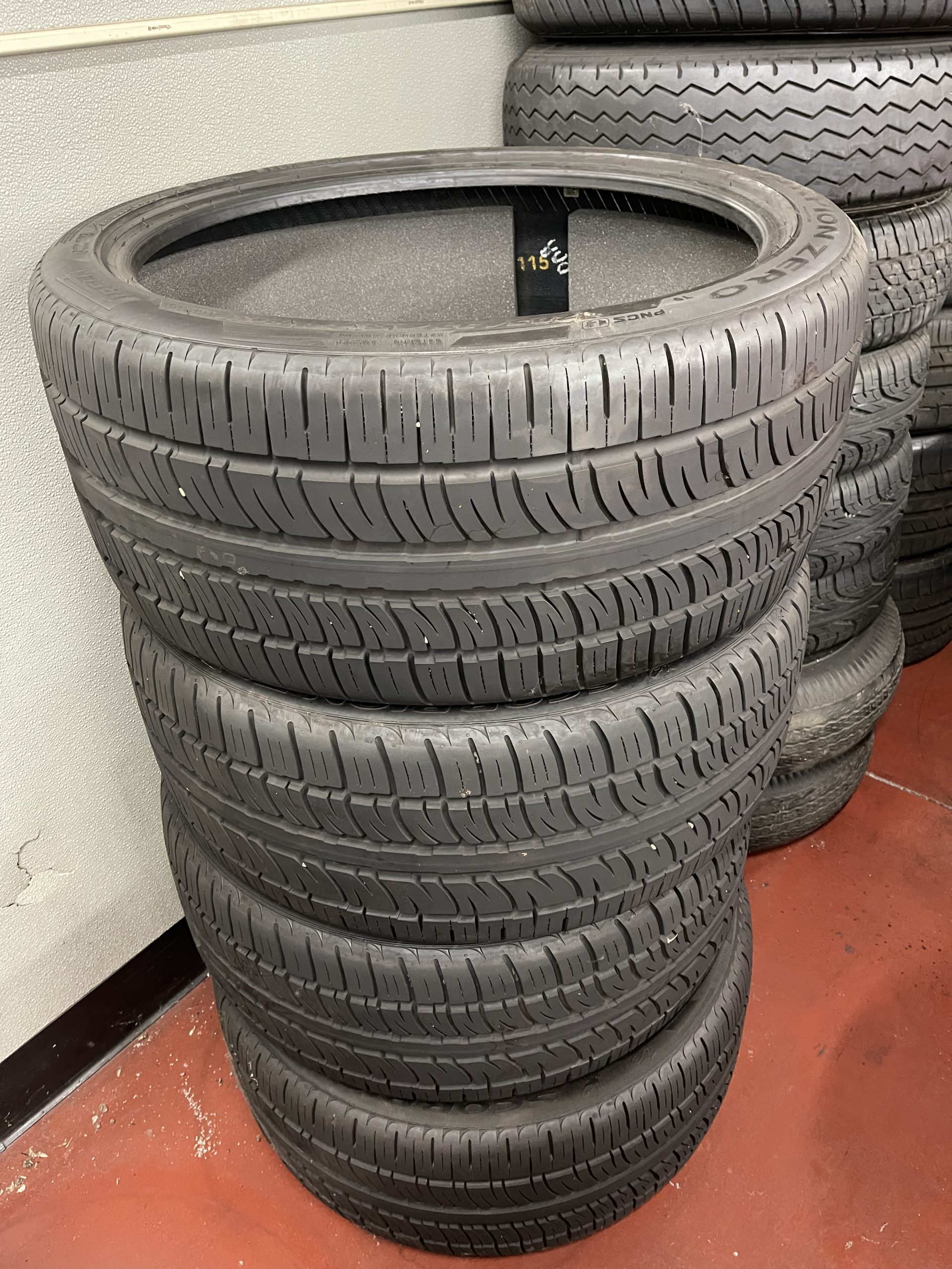 Pirelli tires 22”