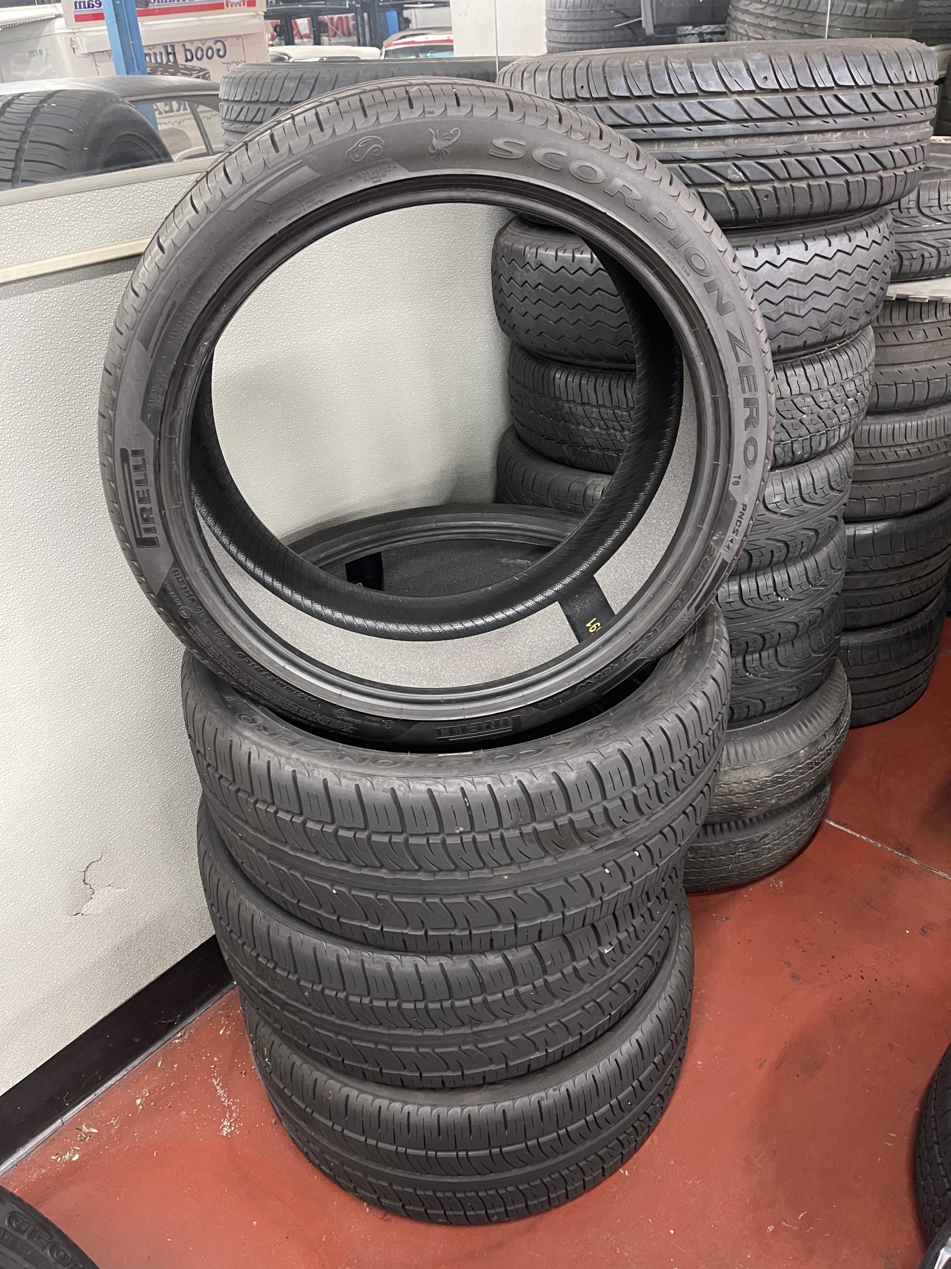 Pirelli tires 22”